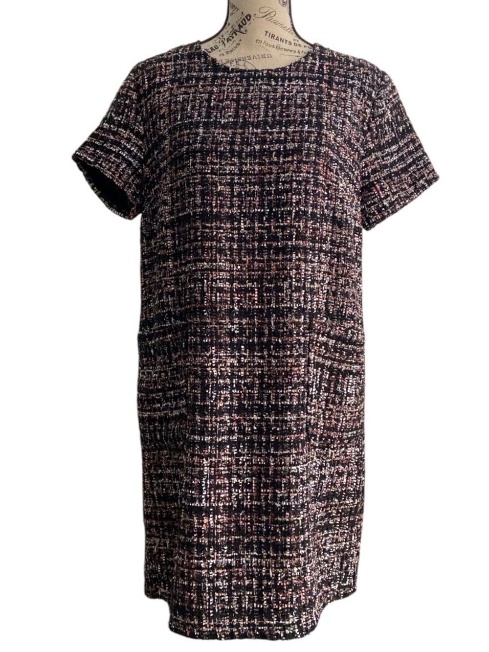 Forever 21 Classic Tweed Shift Dress in Black and Pink in Size Large